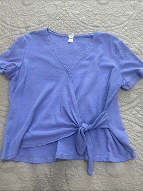 *3 for $10* Old Navy Lavender Tie-Front V-Neck Short Sleeve Top MP